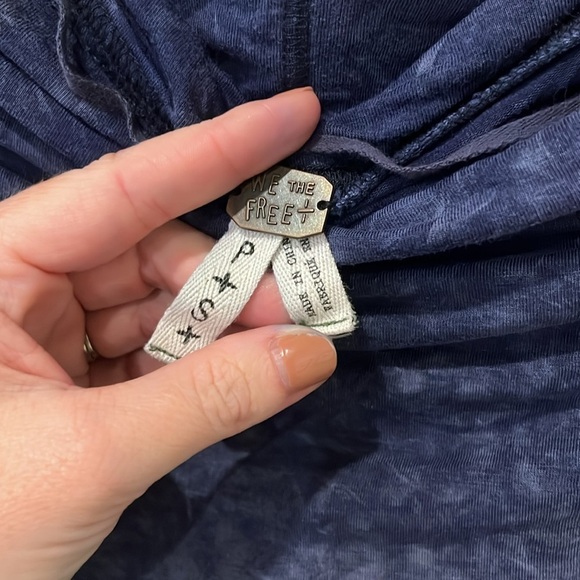 We the Free hibiscus off the shoulder top, small - Picture 5 of 10